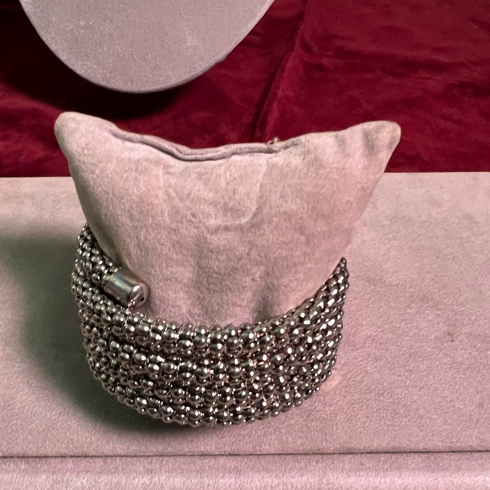 It's 1970s vintage silver wrap bracelet